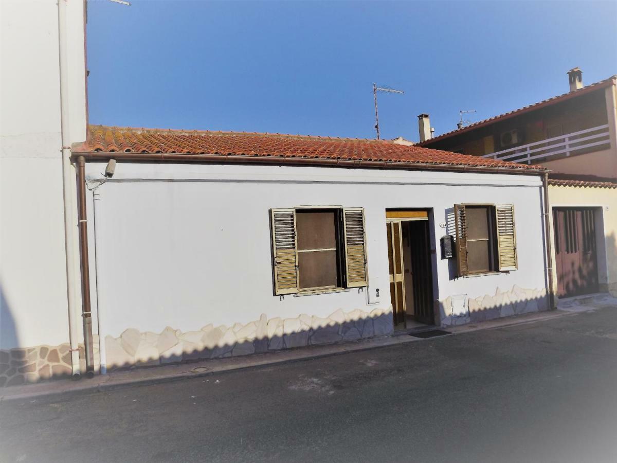 Lemon Tree House Oristano Exterior photo