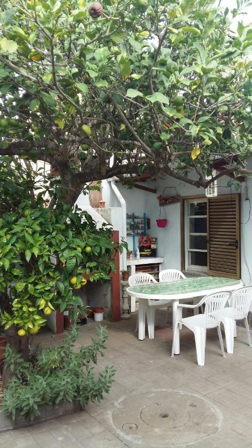 Lemon Tree House Oristano Exterior photo