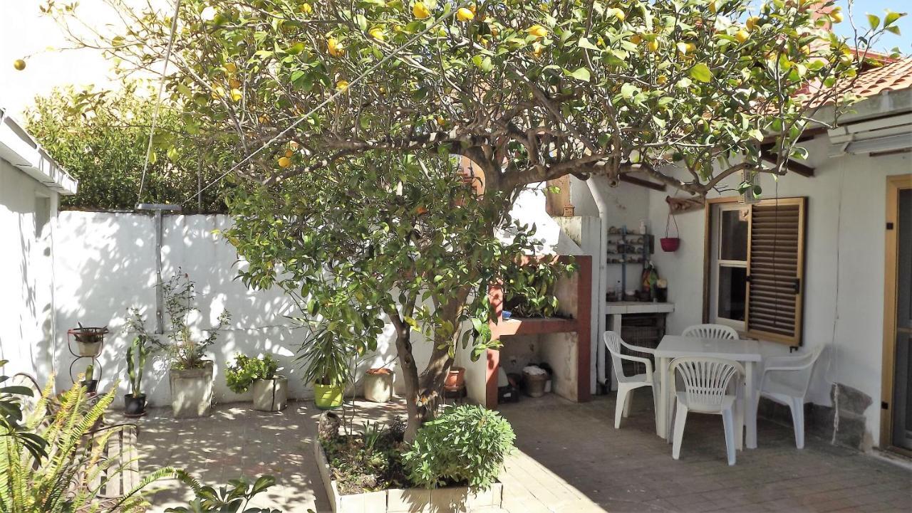 Lemon Tree House Oristano Exterior photo